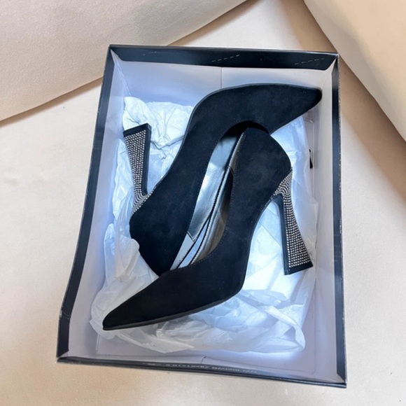 Nine West Black Heels with Silver Detail - Picture 1 of 6